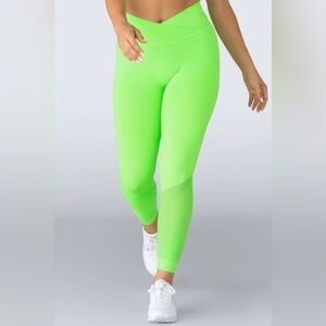 SHEFIT Neon Green Seamless 7/8 Leggings Size Small